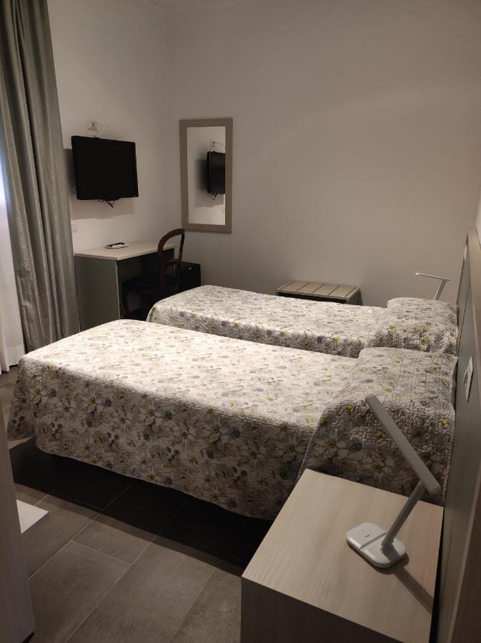 Belvedere Rooms Guest House โรม ภายนอก รูปภาพ
