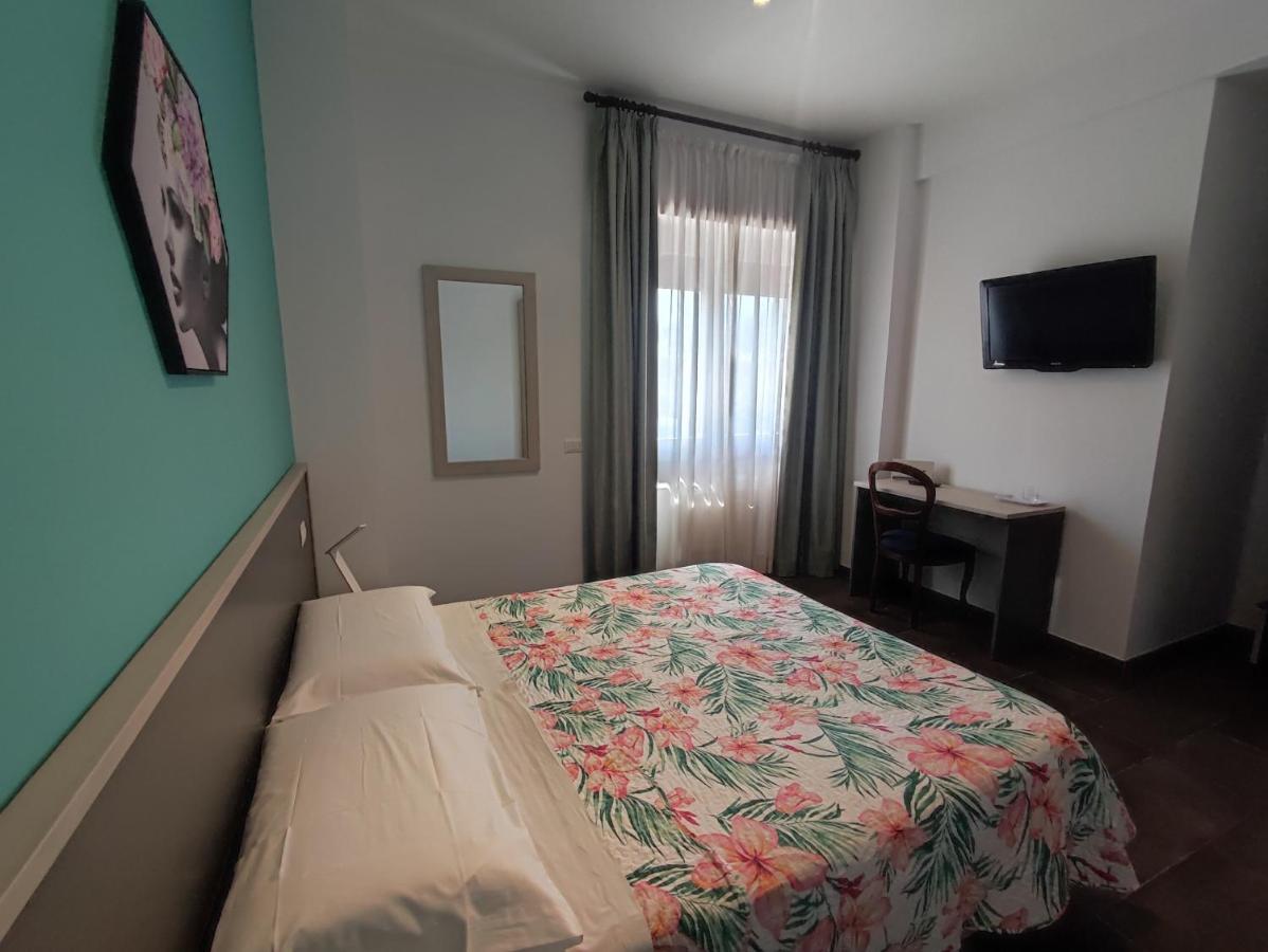 Belvedere Rooms Guest House โรม ภายนอก รูปภาพ