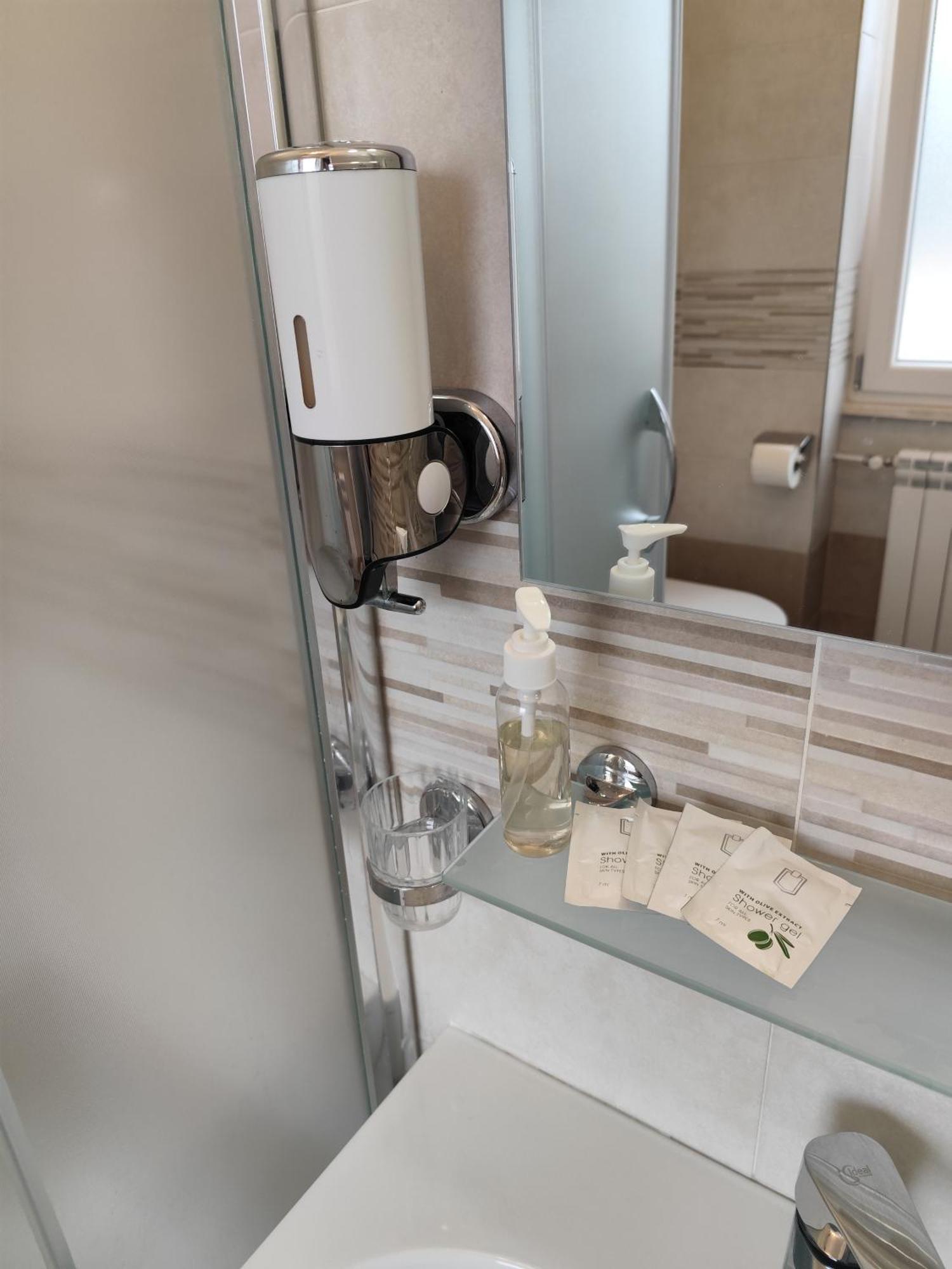 Belvedere Rooms Guest House โรม ภายนอก รูปภาพ
