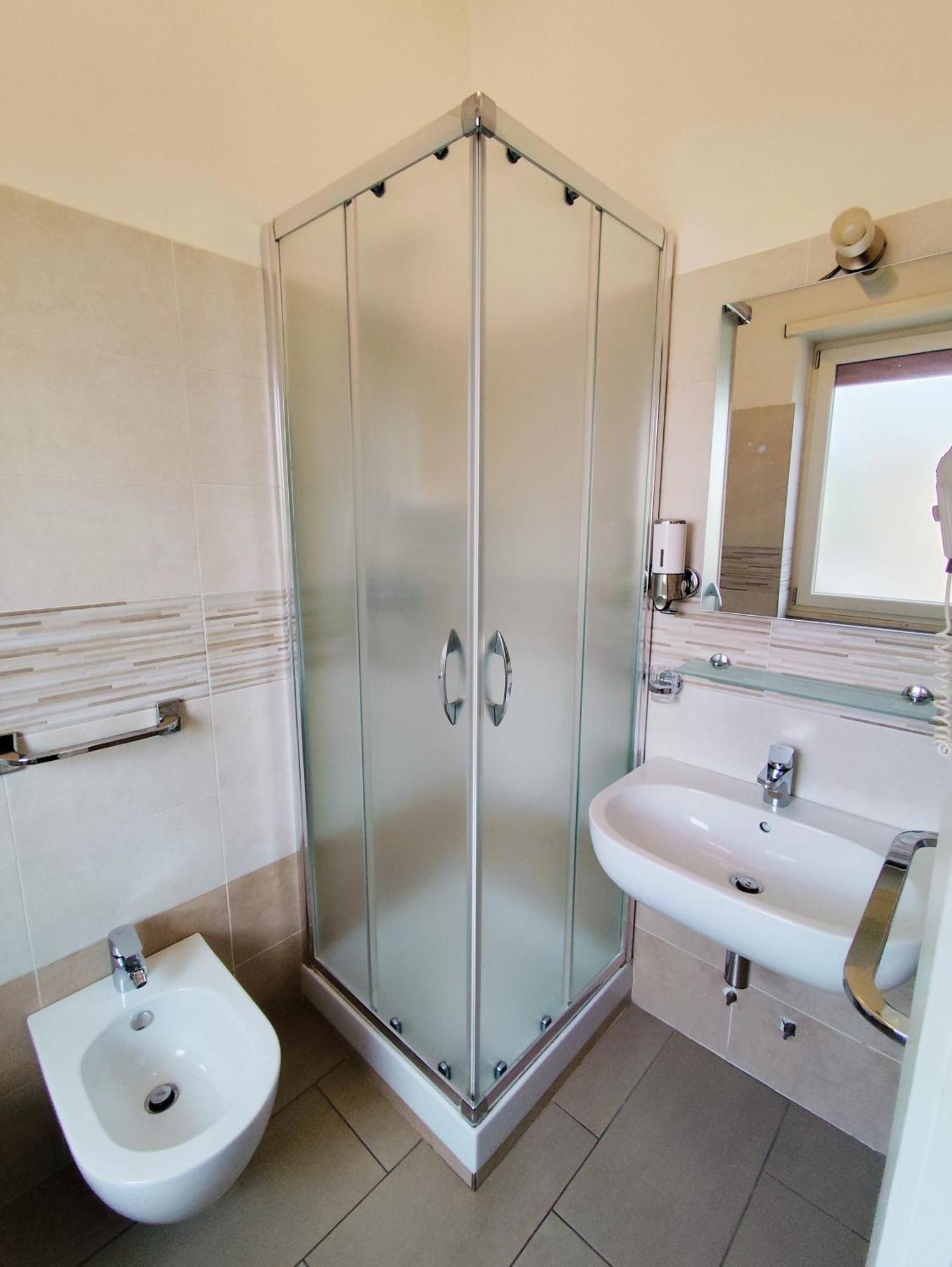 Belvedere Rooms Guest House โรม ห้อง รูปภาพ