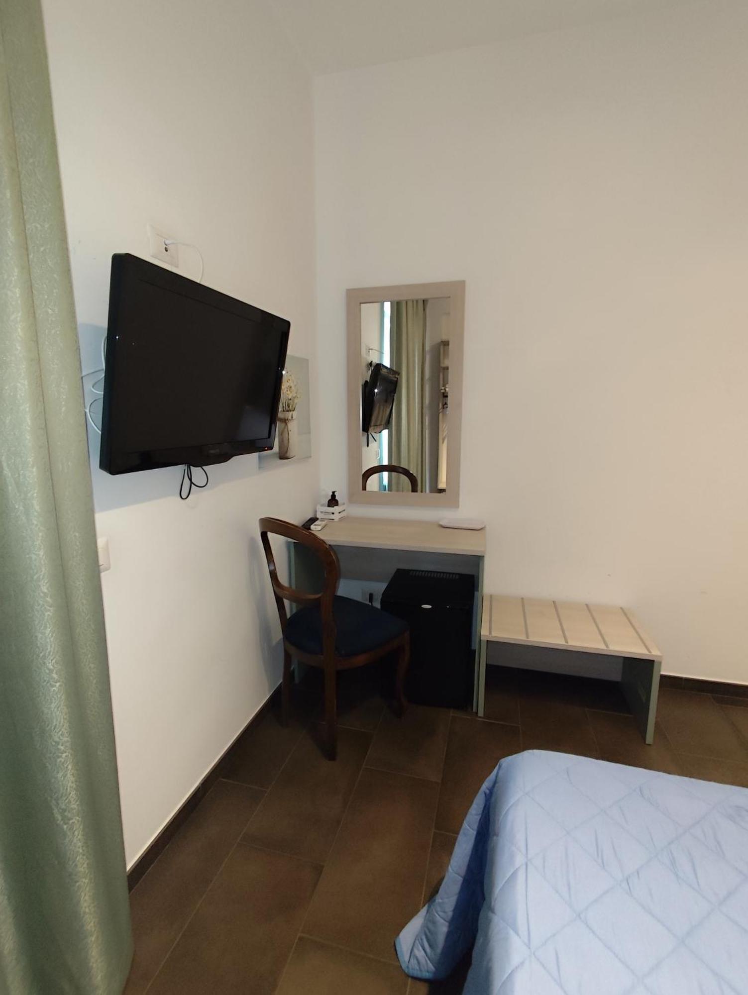 Belvedere Rooms Guest House โรม ภายนอก รูปภาพ